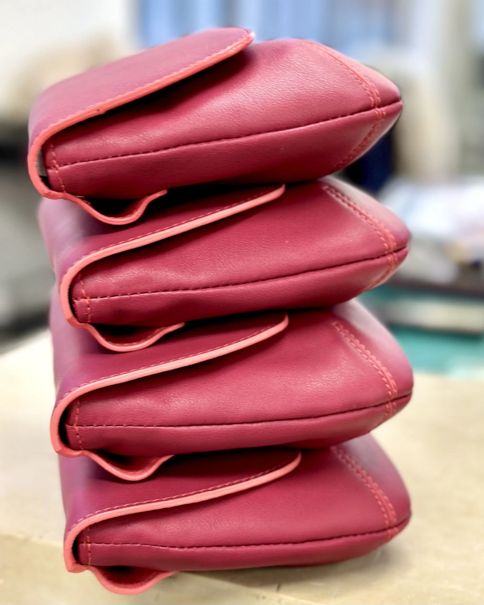 Sac banane en cuir - en petite série