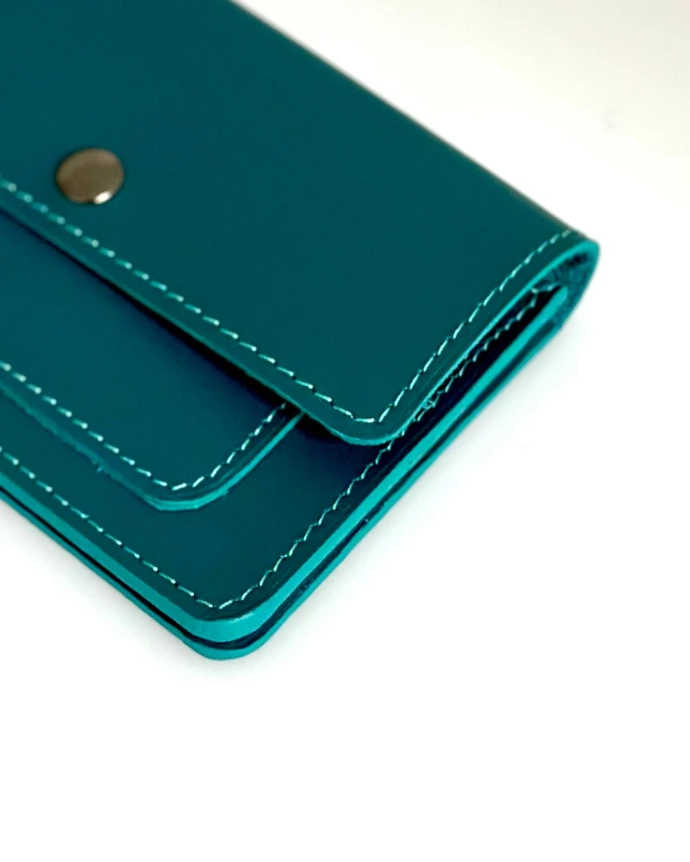 initiation fabriquer son accessoire en cuir