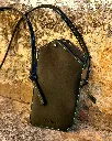 Pochette-téléphone-cuir-noir-turquoise-leather-phone-bag 8.webp