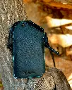 Pochette-téléphone-cuir-noir-turquoise-leather-phone-bag 1.webp