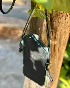 Pochette-téléphone-cuir-noir-turquoise-leather-phone-bag 9.webp