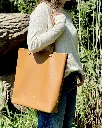 Tote-bag-cuir-sac-cabas-brun 7.webp