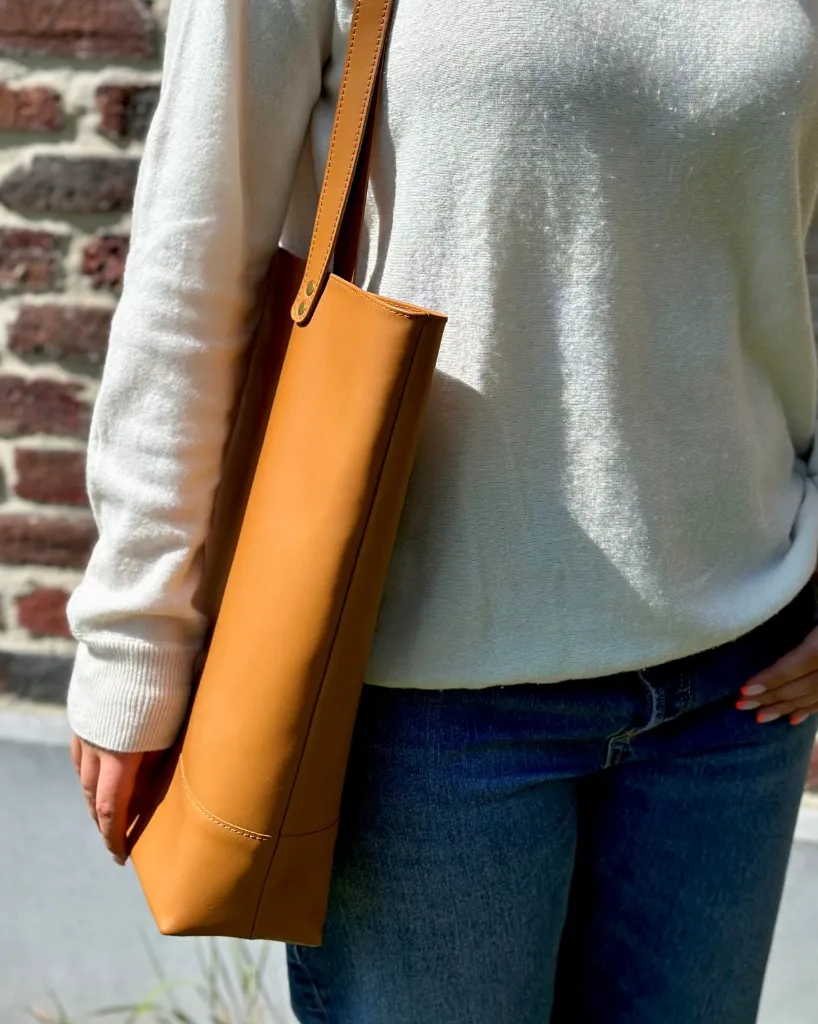 Tote-bag-cuir-sac-cabas-brun 2.webp