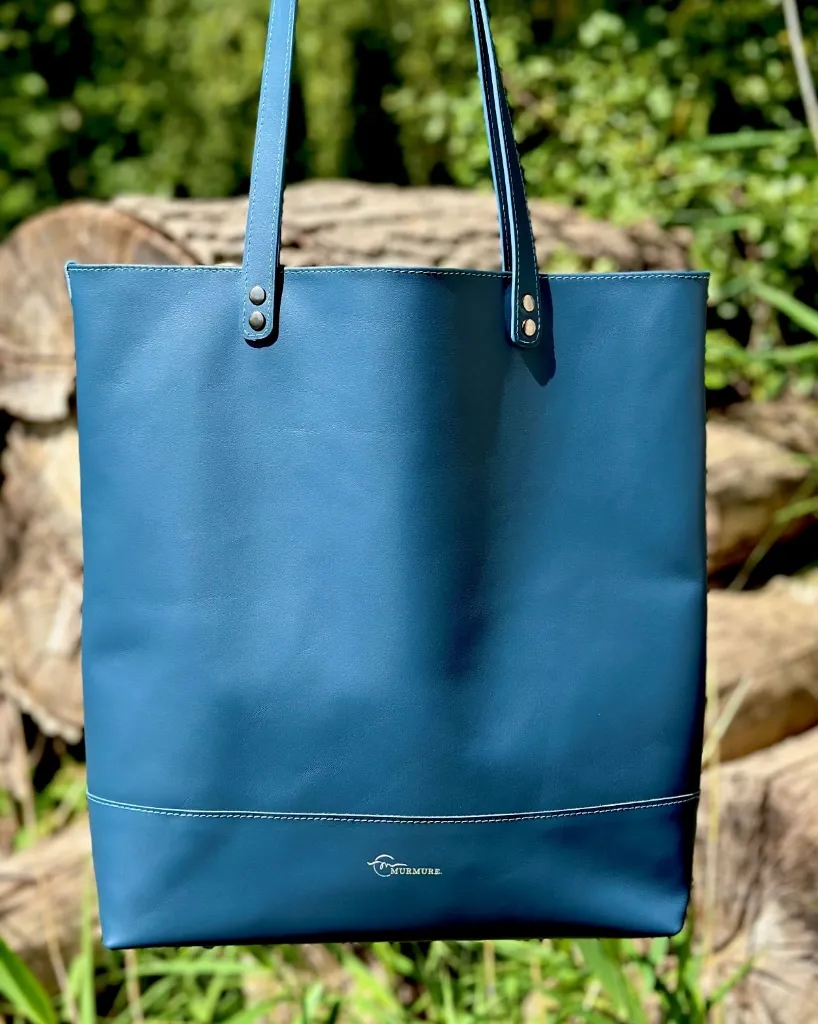 Tote-bag-cuir-sac-cabas-bleu-orage 2.webp