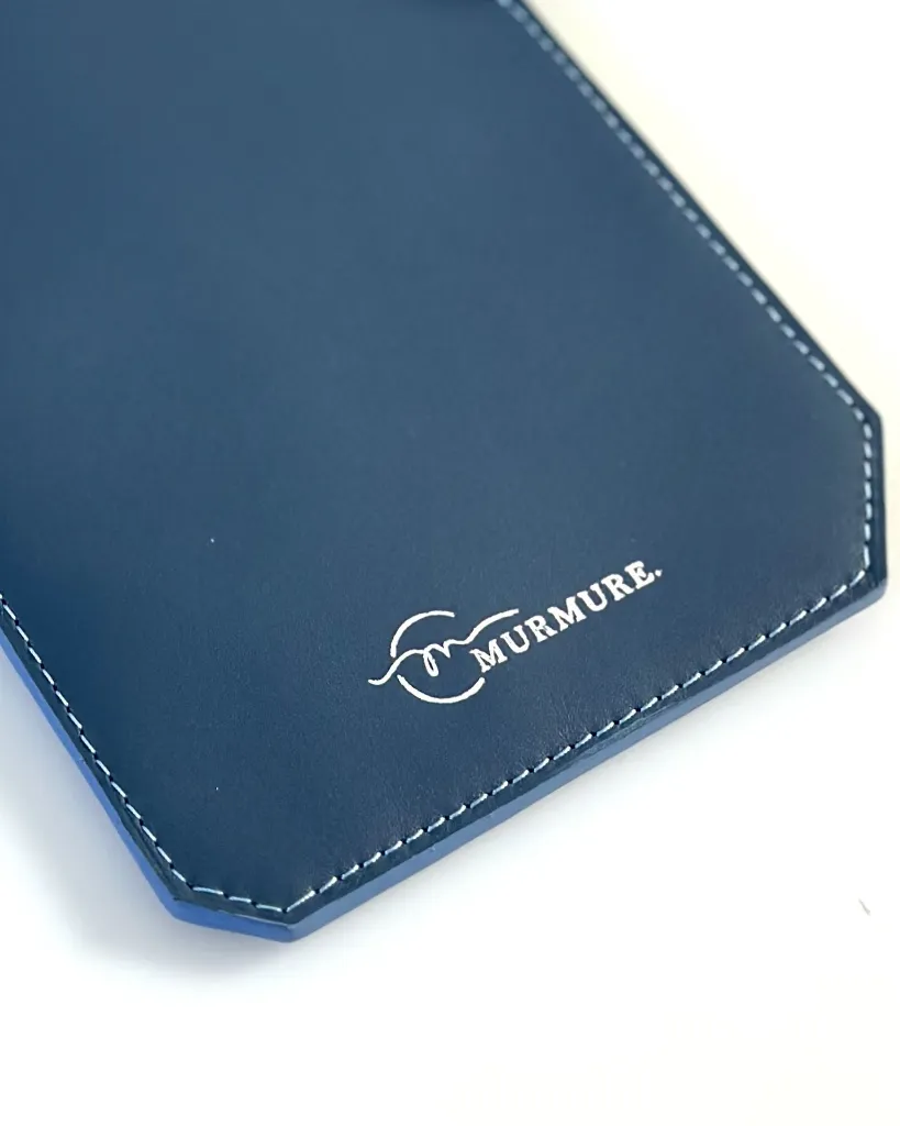 Phone-bag-porte-gsm-cuir-bleu-orange-murmure-maroquinerie 2.webp
