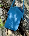 Phone-bag-porte-gsm-cuir-bleu-orange-murmure-maroquinerie 6.webp