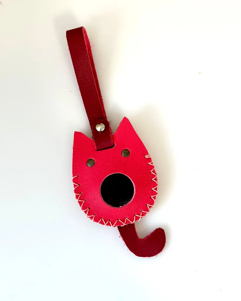 porte-badge-enfant-garderie- rose-rouge 3.webp